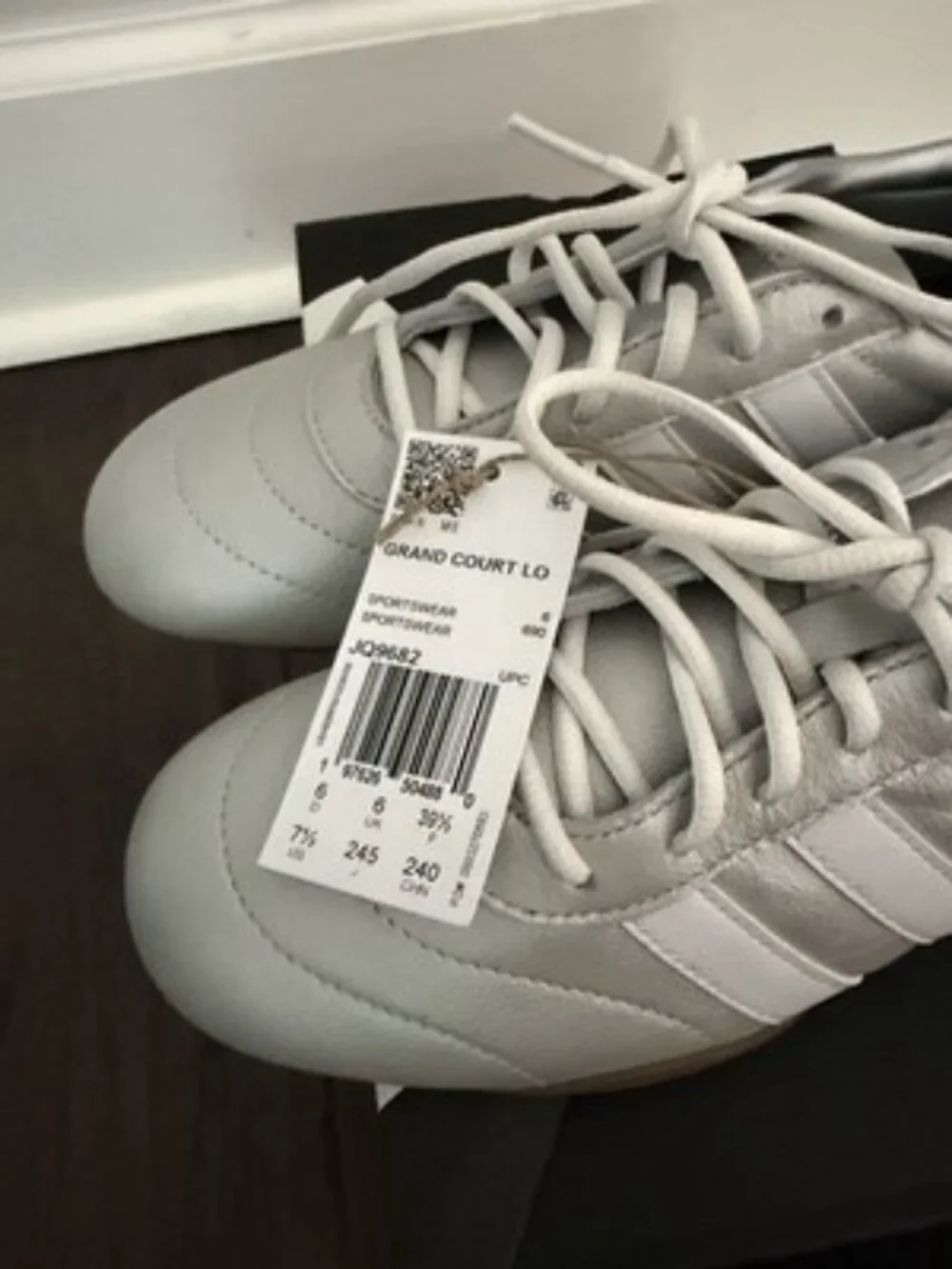 adidas Grand Court LO Silver/White Low Top Lace-Up Leather Sneakers JQ9682 7.5